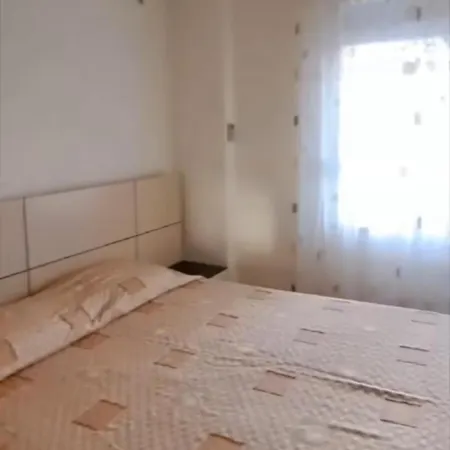 Apartment Doraci 3 *